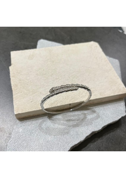 Gümüş Renkli Taşlı Kelepçe modelleri