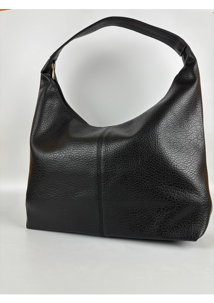 Kadın Suni Deri Siyah Kapitone Dokulu Maxi Boy Omuz Çantası indirimleri