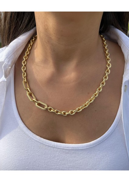 Kalın Zincir Detaylı Kolye