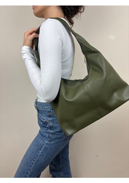 Kadın Suni Deri Haki Kapitone Dokulu Maxi Boy Omuz Çantası fiyatları