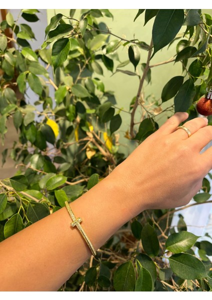 14K Altın Renkli Taşlı Kelepçe fiyatları