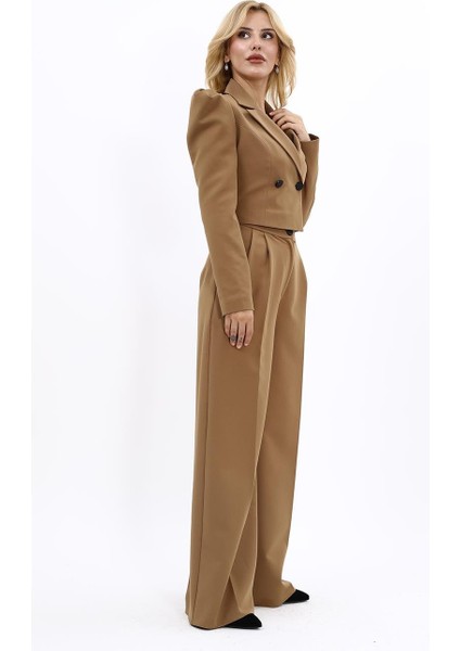 Gömlek Yaka Kısa Ceket & Erkek Yaka Drape Kollu Kısa Ceket-Camel modelleri