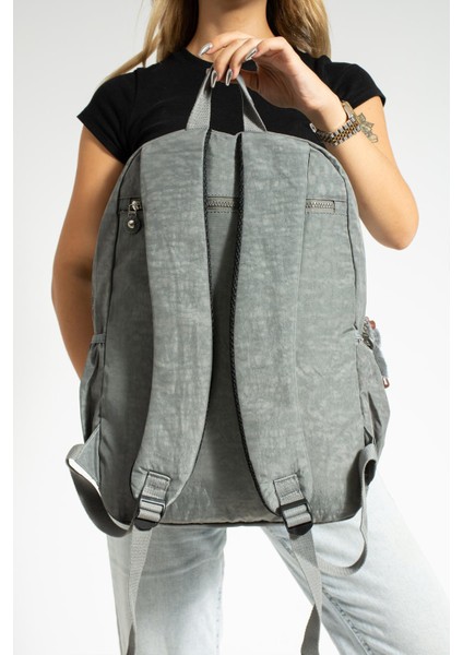 Ultra Hafif Çok Cepli Su Geçirmez Sırt Çantası Unisex Kullanışlı Model modelleri