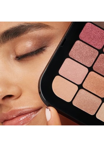 Kıko Milano Master Eyeshadow Palette 02, Mat ve Metalik Kaplamalı 15 Göz Farı Paleti fiyatları
