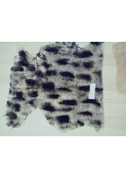 Hakiki Kuzu Koyun Postu , Halı, Yolluk, Dekorluk , Etli Kalın Canlı Renk 80X70CM modelleri