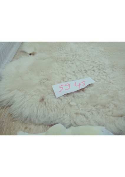 Hakiki Doğal Koyun Kuzu Postu Paspas Dekoratif