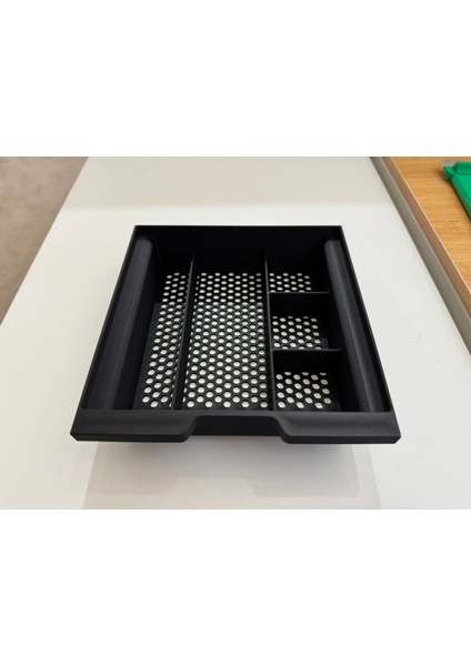 Tesla Model Y Orta Konsol Düzenleyici (2023-2024)