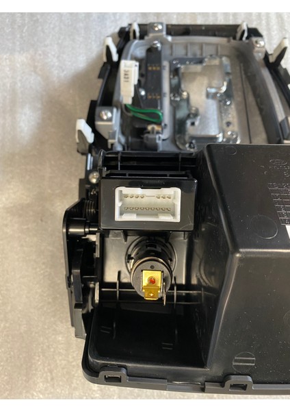 Elantra Orta Konsol fırsatları