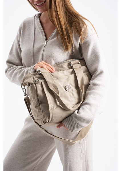 Kadın 4 Bölmeli Suya Dayanıklı Saten Kumaş Çapraz ve Omuz Askılı Çanta 7002