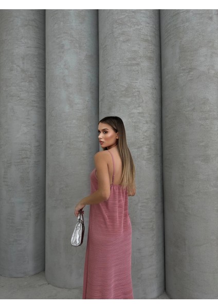 Piliseli Uzun Elbise indirimleri