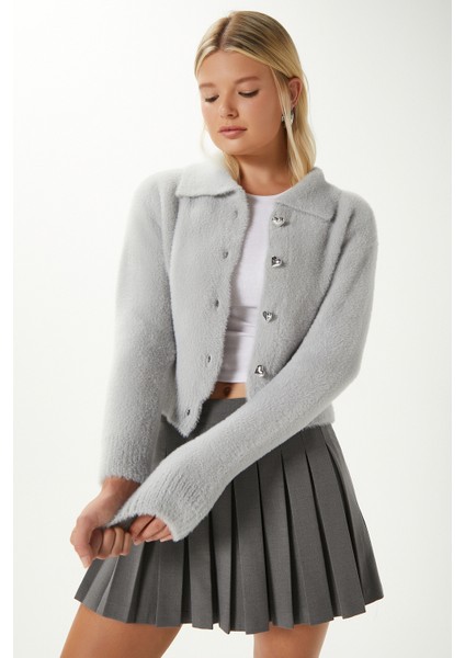 Kadın Date Yumuşak Sakallı Kalp Düğmeli Polo Yaka Gri Triko Hırka fırsatları