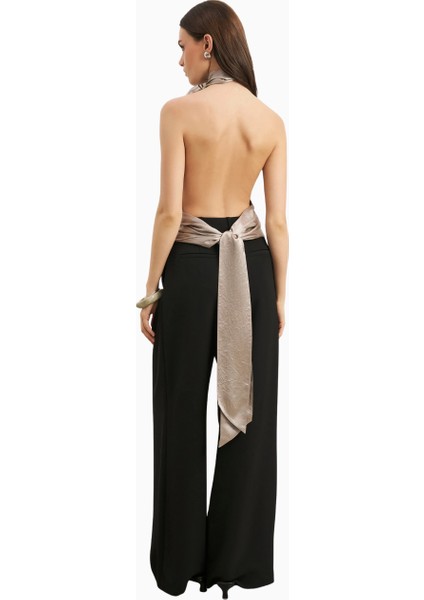 Crushed Saten Sırtı Açık Halter Yaka Üst fırsatları