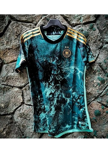 Almanya 2023/24 Yeni Sezon Özel Konsept Forması fırsatları