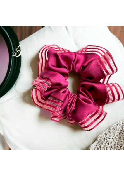 Kadın Pembe Kenarları Tül Scrunchie Büyük Boy Simit Toka