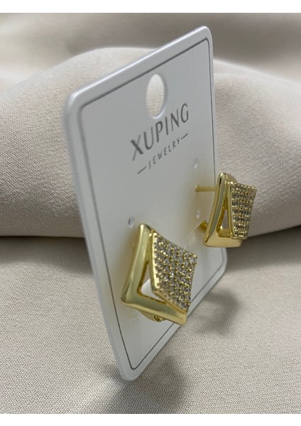 Xuping küpe 14K Altın Kaplama Hediyelik Suya Dayanıklı Kadın Küpe Gold Kare Küpe Şık Modern Taşlı Zarif Parlak Görünüm Minimal Gold Günlük Özel Gün Kullanımı Için Ideal fiyatları