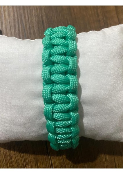 Mint Yeşili Paracord Bileklik modelleri