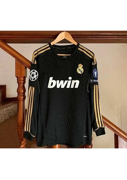 Mesut Özil 2011-12 Sezonu R,e,a,l, M,a,d,r,i,d, Yetişkin Forması fiyatları