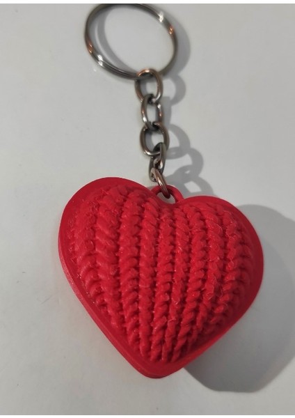 - 3D Baskı Kırmızı Kalp Anahtarlık – El Örgüsü Desenli Sevimli Hediye – Aşk ve Dostluk Temalı fiyatları
