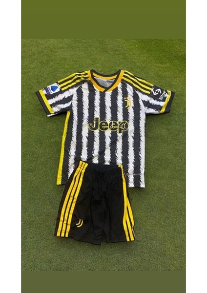 Juventuss 2023-24 Sezon Dusan Vlahovic Iç Saha Çocuk Forması 3lü Set fiyatları