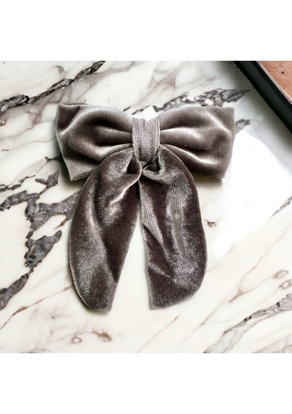 Gri Renk Kadife Klipsli Fiyonk Toka modelleri