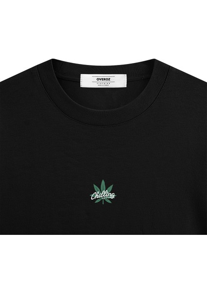 Siyah Oversize Tshirt Chilling Astronaut Sırt Baskılı T-Shirt Oversize Yazılı Unisex Tişört 1223 fırsatları