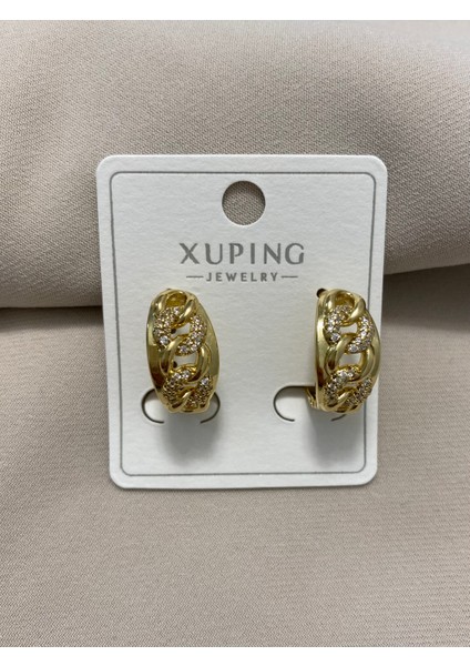 Xuping 14K Altın Kaplama Hediyelik Suya Dayanıklı Kadın Küpe Gold Büyük Halka Şık ve Moder Baget Taşlı Zarif Parlak Görünüm Minimal Gold Küpe Günlük Özel Gün Kullanımı Için Ideal