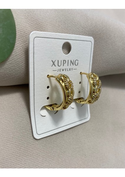 Xuping 14K Altın Kaplama Hediyelik Suya Dayanıklı Kadın Küpe Gold Büyük Halka Şık ve Moder Baget Taşlı Zarif Parlak Görünüm Minimal Gold Küpe Günlük Özel Gün Kullanımı Için Ideal fiyatları