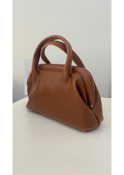 Şık Kadın El ve Omuz Çantası Kahverengi / Kendinden Kulp / Çanta / Omuz Çantası