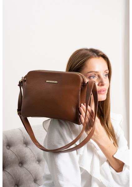 3 Bölmeli Ayarlanabilir Askılı Çapraz Çanta 1437 modelleri