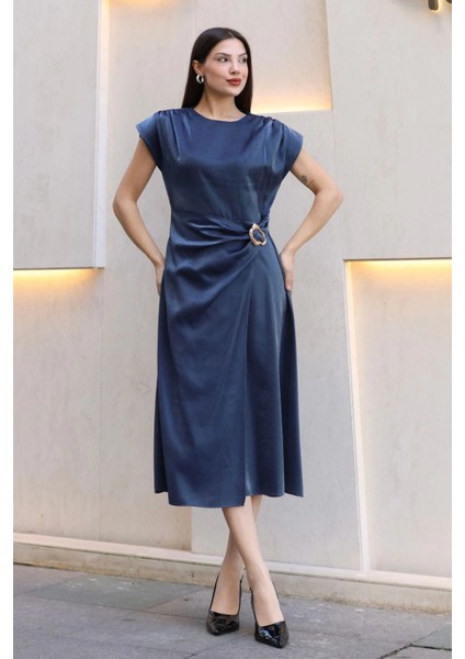 Toka ve Drape Detaylı Soft Saten Midi Elbise 6042-LACIVERT fiyatları