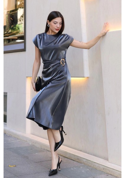 Toka ve Drape Detaylı Soft Saten Midi Elbise 6042-ANTRASIT modelleri