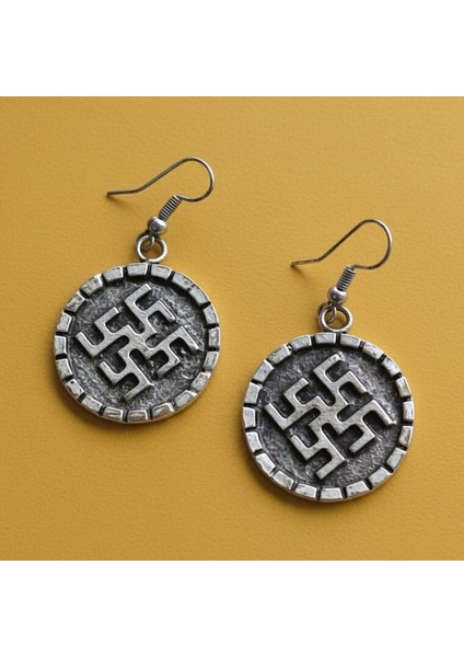 Svastika Uğur Şans Şekilli Kadın Küpe Çift Adet Gümüş Kaplama El Yapımı Küpe fiyatları