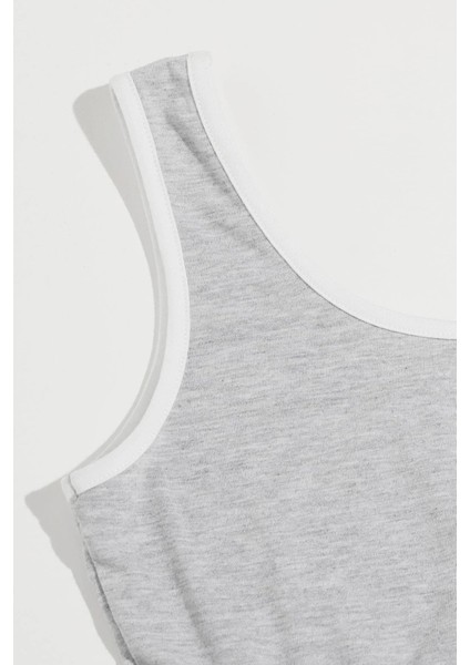 Kadın Gri Askılı Crop Top ve Şortlu Gecelik Takım fırsatları