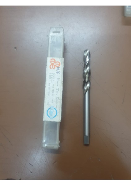 Makina Takım Hss-E DIN376/C Düz Kanallı Makina Kılavuzu M8 - B00105780800