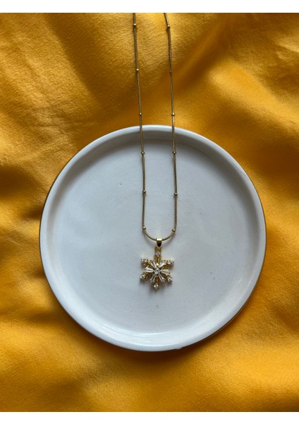 316L Paslanmaz Çelik Kadın Kolye Dönen Uç Gold Renk Kar Tanesi Taşlı Şık ve Zarif Çelik Kolyegold Kolye, Çelik Kolye, 316L Çelik Kolye, Kadın Kolye, Altın Renk Kolye, Taşlı Kolye, Kar Tanesi Kolye indirimleri