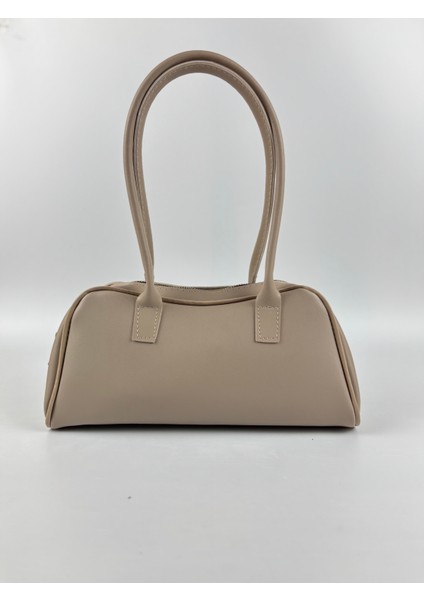 Kadın Suni Deri Krem Uzun Form Baget Minimal Midi Boy Omuz Çantası fiyatları