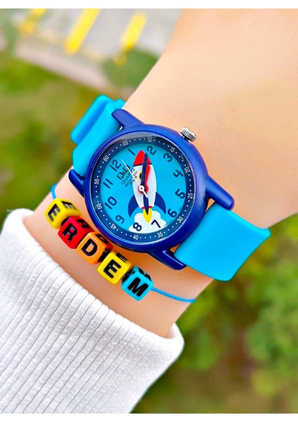 Silikon Kordonlu 10 Atm Su Geçirmez Erkek Çocuk Kol Saati Kişiye Özel Hediye Isimli Bileklik modelleri