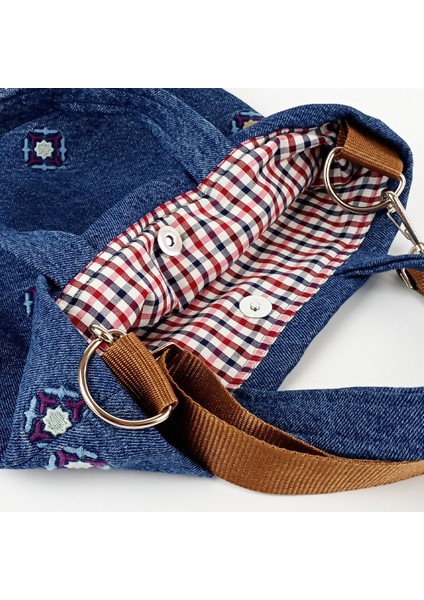 El Yapımı Kot Nakışlı Çanta - Fonksiyonel ve Şık