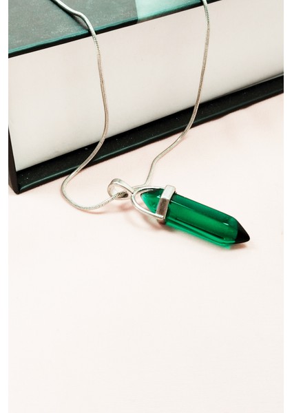 Yeşil Kuvars Doğal Taşı Zincirli El Yapımı Tasarımlı Kolye Uç: 3,5 cm Zincir: 20 cm Kutulu modelleri