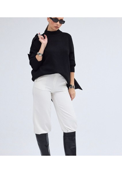 Yarım Balıkçı Yaka Triko Kazak