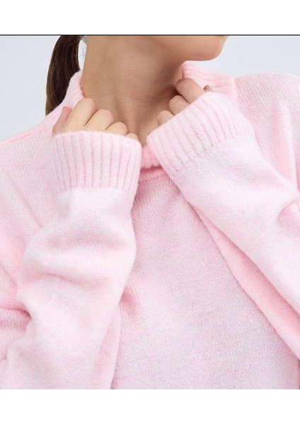 Yarım Balıkçı Yaka Triko Kazak