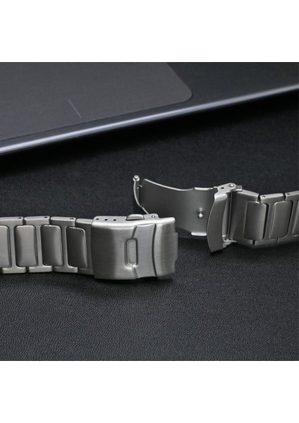 Samsung Galaxy Watch Ultra 47MM Güvenlik Tokalı Titanyum Alaşımlı Kayış Yedek Saat Kayışı - Gümüş (Yurt Dışından) fırsatları