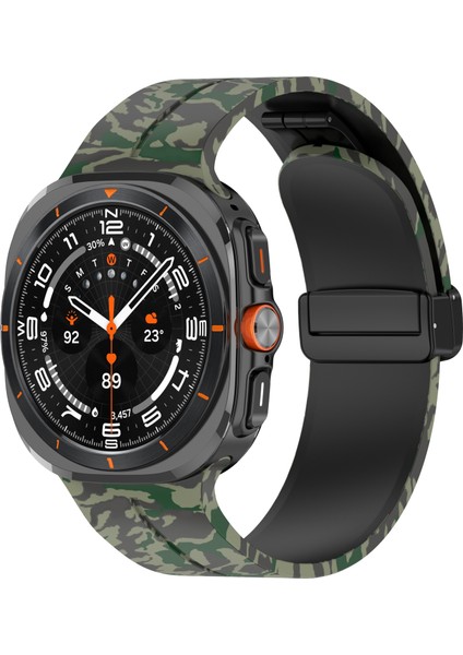 Samsung Galaxy Watch Ultra 47MM Saat Kayışı Kamuflaj Desenli Silikon Kayış ve Manyetik Toka - Ordu Yeşili (Yurt Dışından) indirimleri
