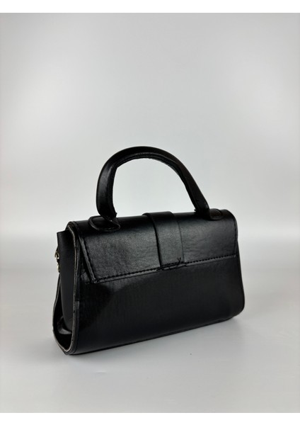 Kadın Suni Deri Siyah Kilit Detaylı Modern Maxi Boy Omuz Çantası