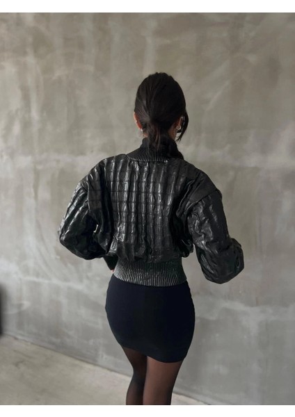 Beli Büzgülü Crop Deri Ceket Siyah fiyatları