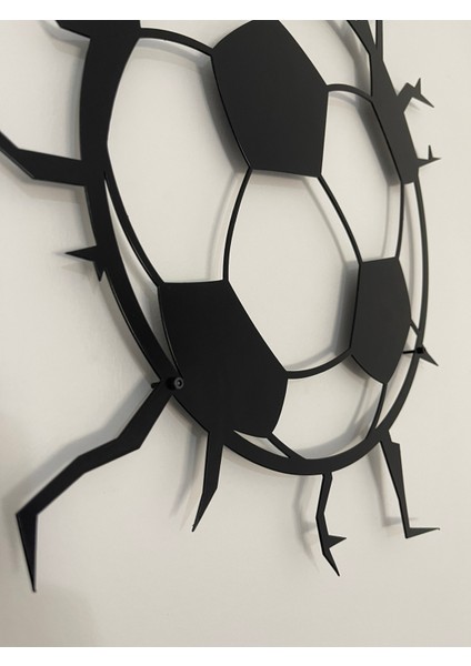 Futbol Topu Desenli Metal Duvar Dekoru | 3D Kırık Efektli Tablo fırsatları