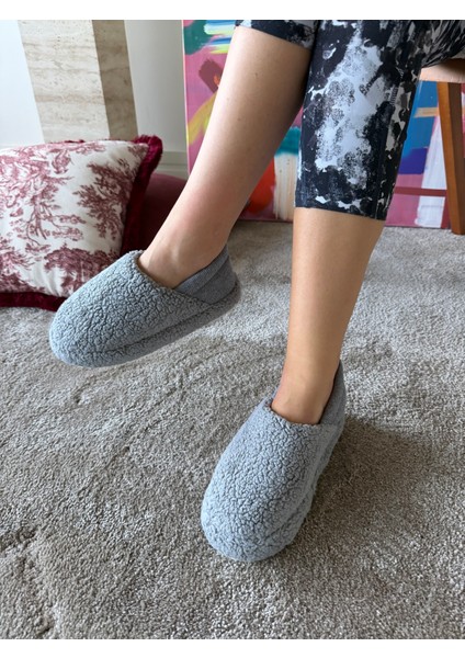 Kadın Sessiz Taban Çok Yumuşak ve Hafif Arkası Lastikli Peluş Ev Botu fırsatları
