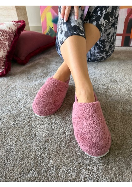 Kadın Sessiz Taban Çok Yumuşak ve Hafif Arkası Lastikli Peluş Ev Botu modelleri