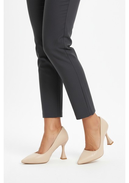 Bej Hafif Kadın Topuklu Ayakkabı 665127 Z modelleri