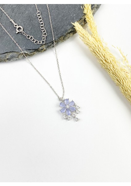 925 Ayar Gümüş Sallantılı Çiçek Kolye fiyatları